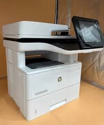 hp laserjet manged m52645 (528)